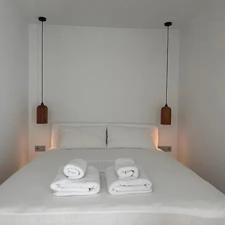 Entice Apartament